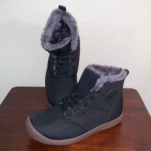 WANMEI FASHION BRAND NEW SIZE 9.5 JET BLACK LINED BOOTS